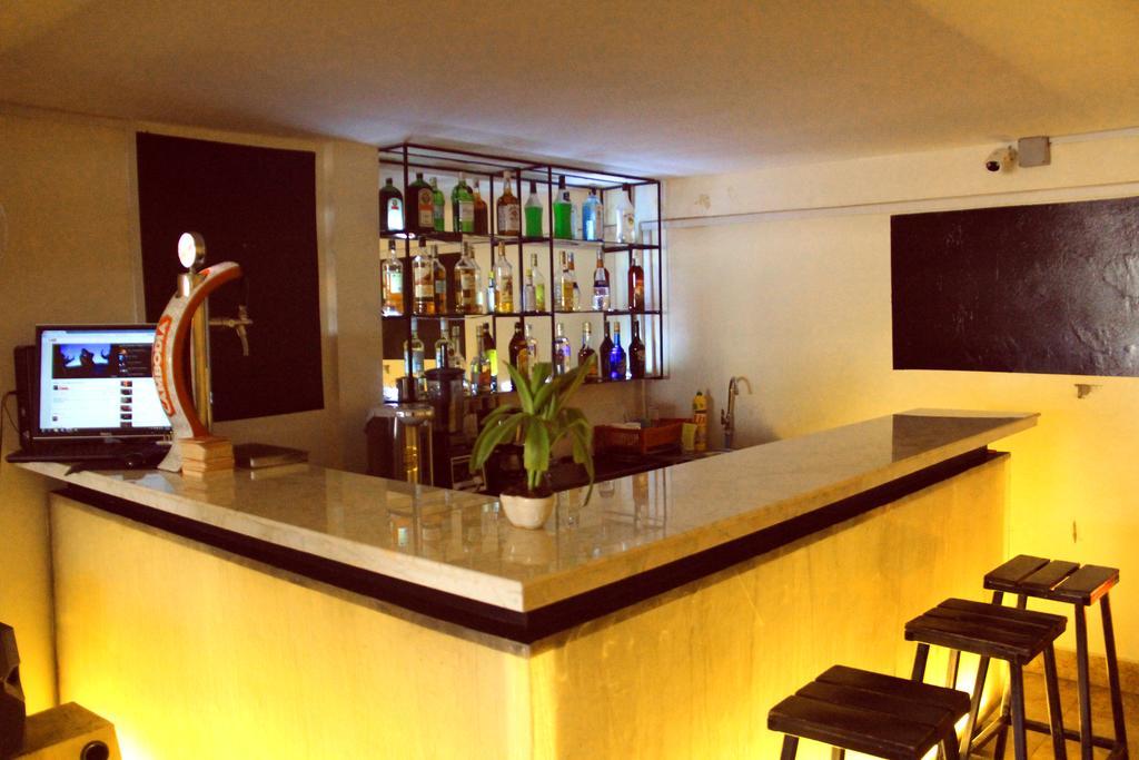 B52 Hostel Phnom Penh Esterno foto
