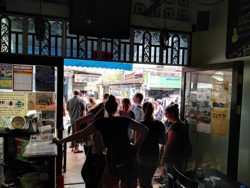 B52 Hostel Phnom Penh Esterno foto